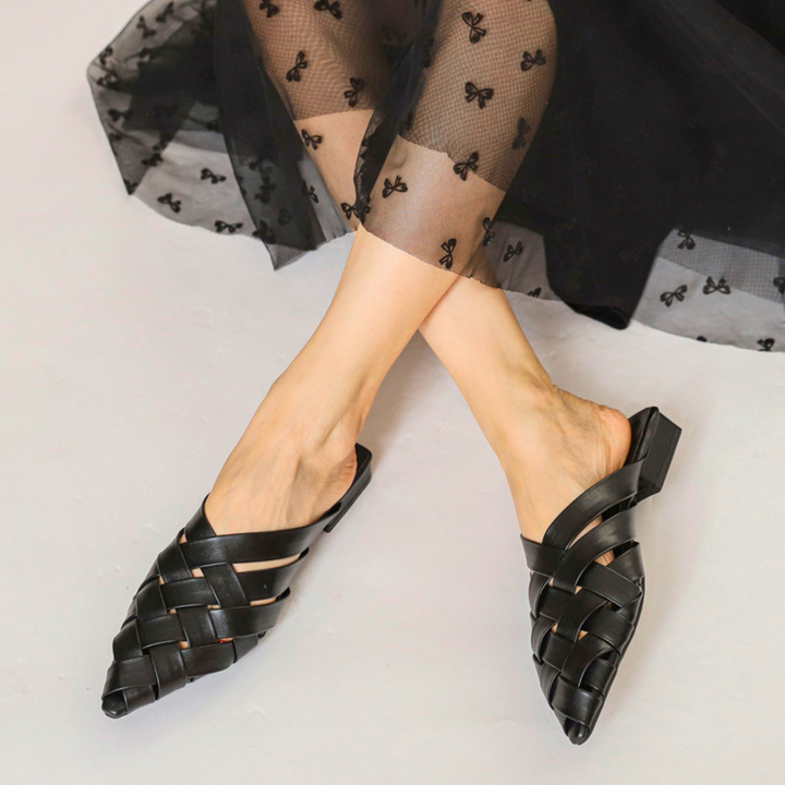 The Lucenza Sandal