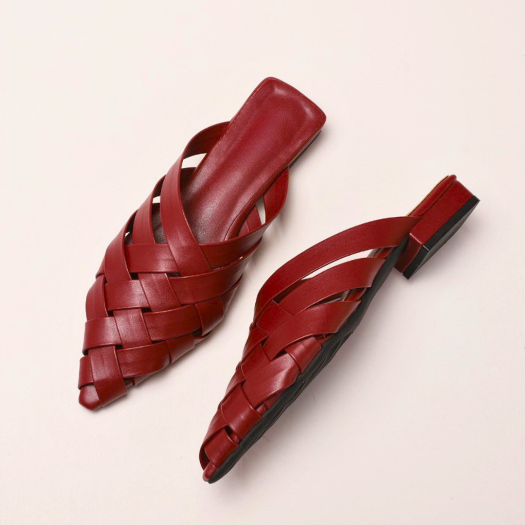 The Lucenza Sandal