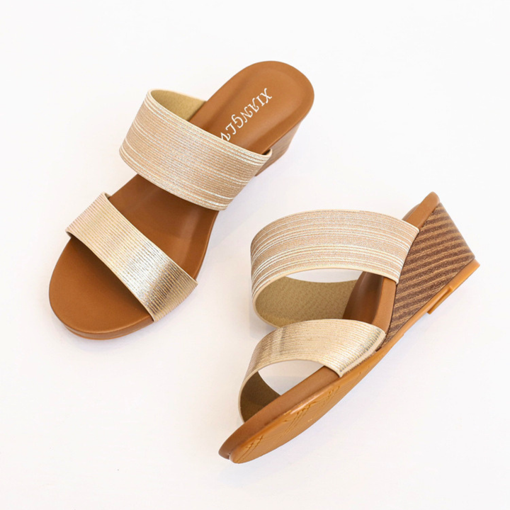 The Lucerra Sandal