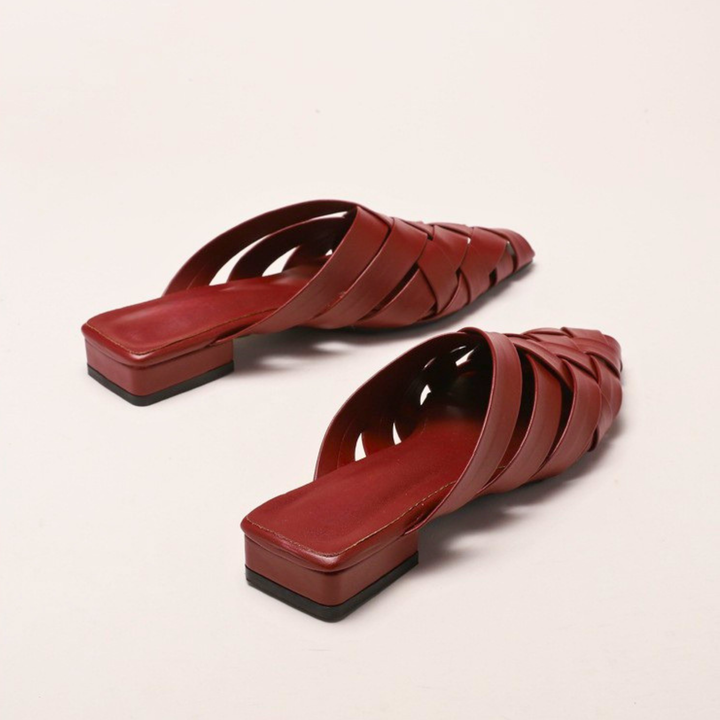 The Lucenza Sandal