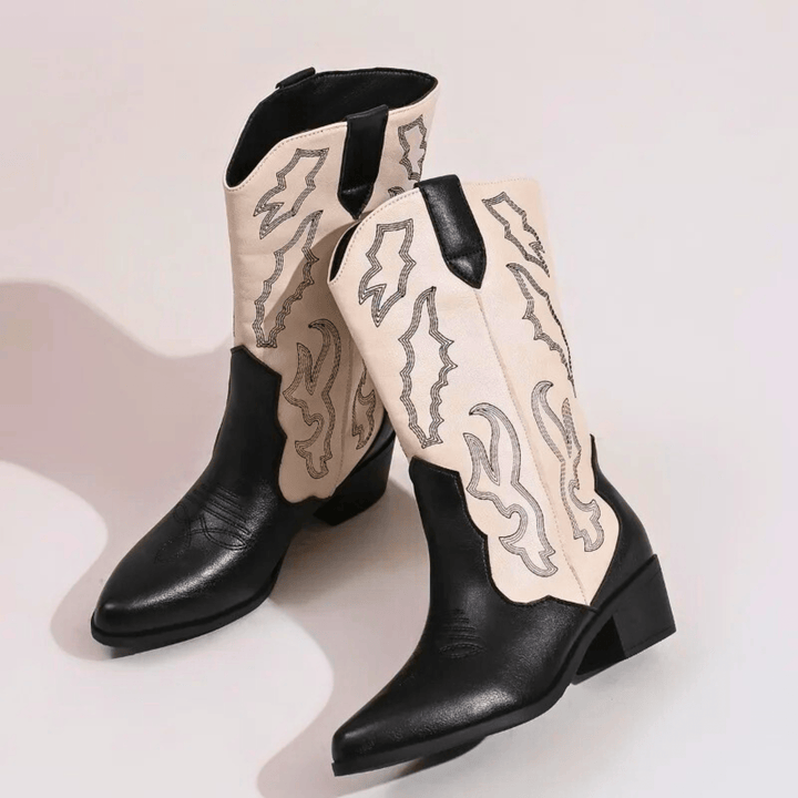 Molvana - Liora Pointed Leather Boots - 14:193;200000124:200000334