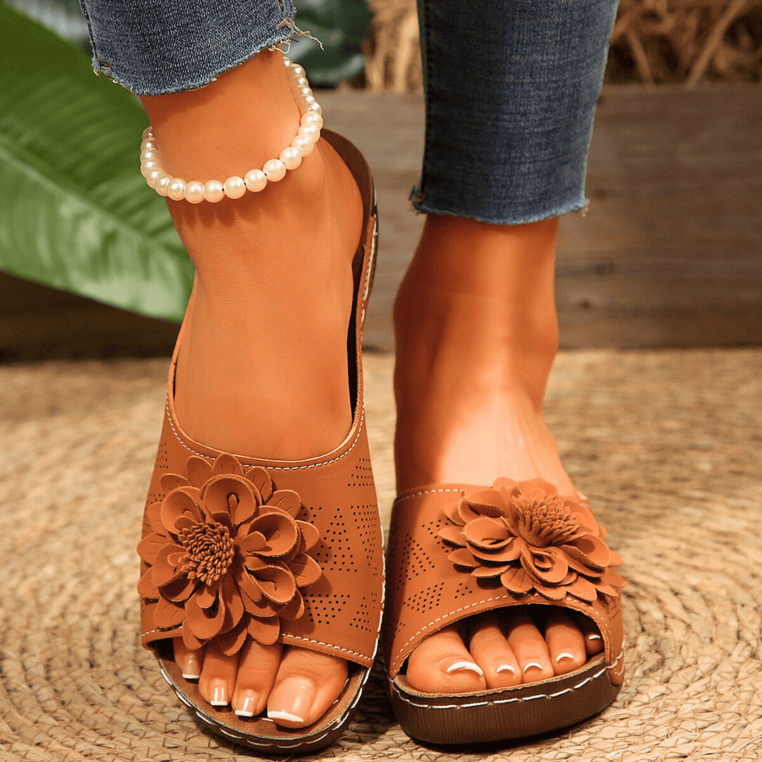 Nortvale - Blossom Wedge Sandals - 14:10#Red;200000124:100010482