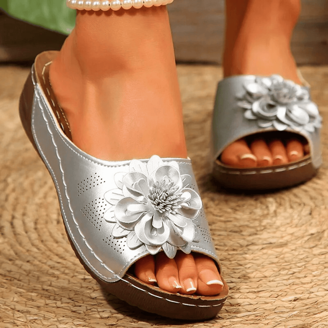 Nortvale - Blossom Wedge Sandals - 14:10#Red;200000124:100010482