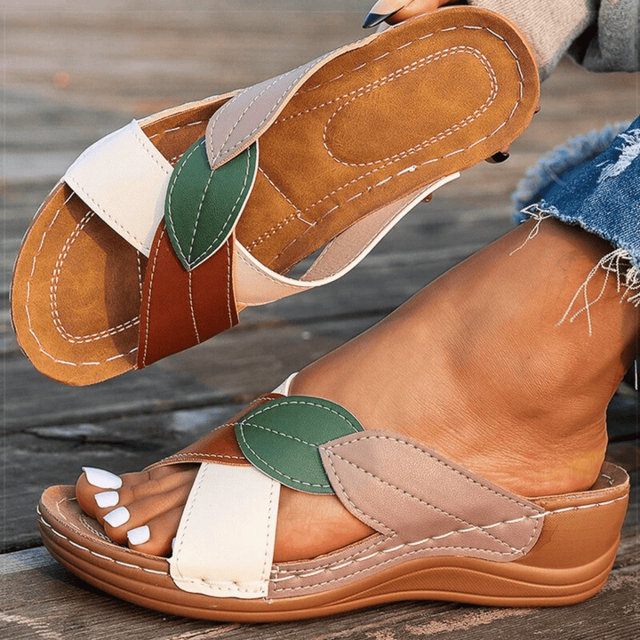 Nortvale - Retro Leather Wedge Sandals - 14:29#White;200000124:200000334
