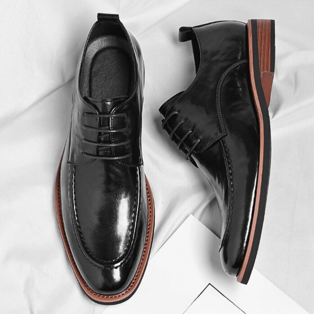 Weston & Finch - The Armitage Derby - 14:193;200000124:100013888