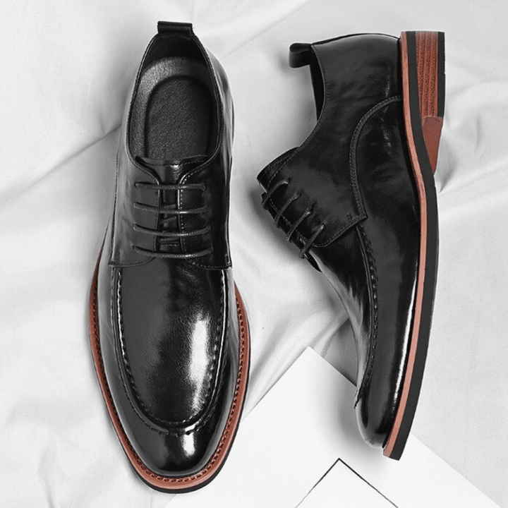 Weston & Finch - The Armitage Derby - 14:193;200000124:100013888