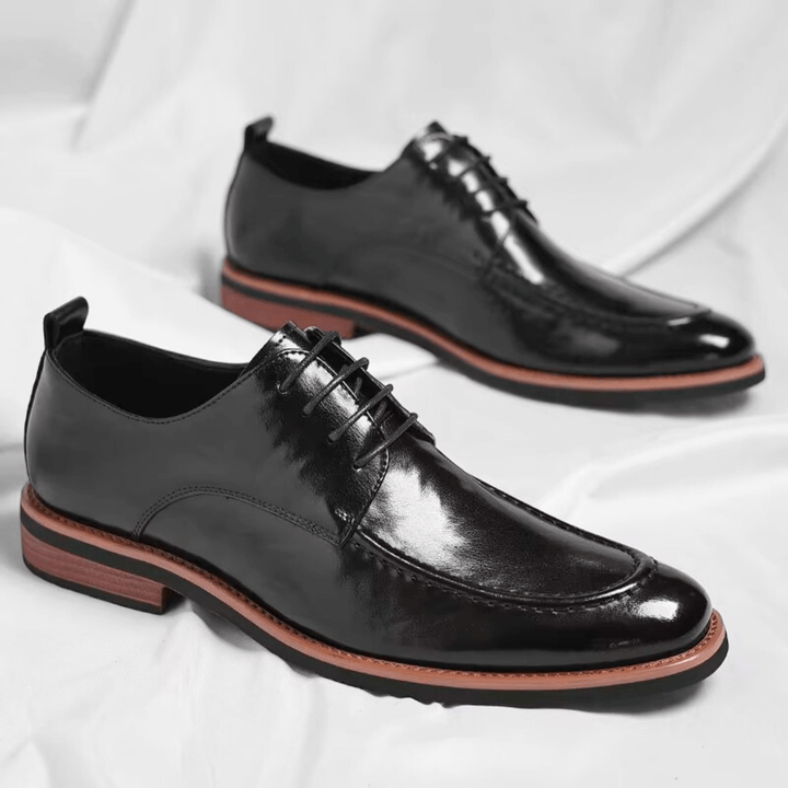 Weston & Finch - The Armitage Derby - 14:193;200000124:100013888