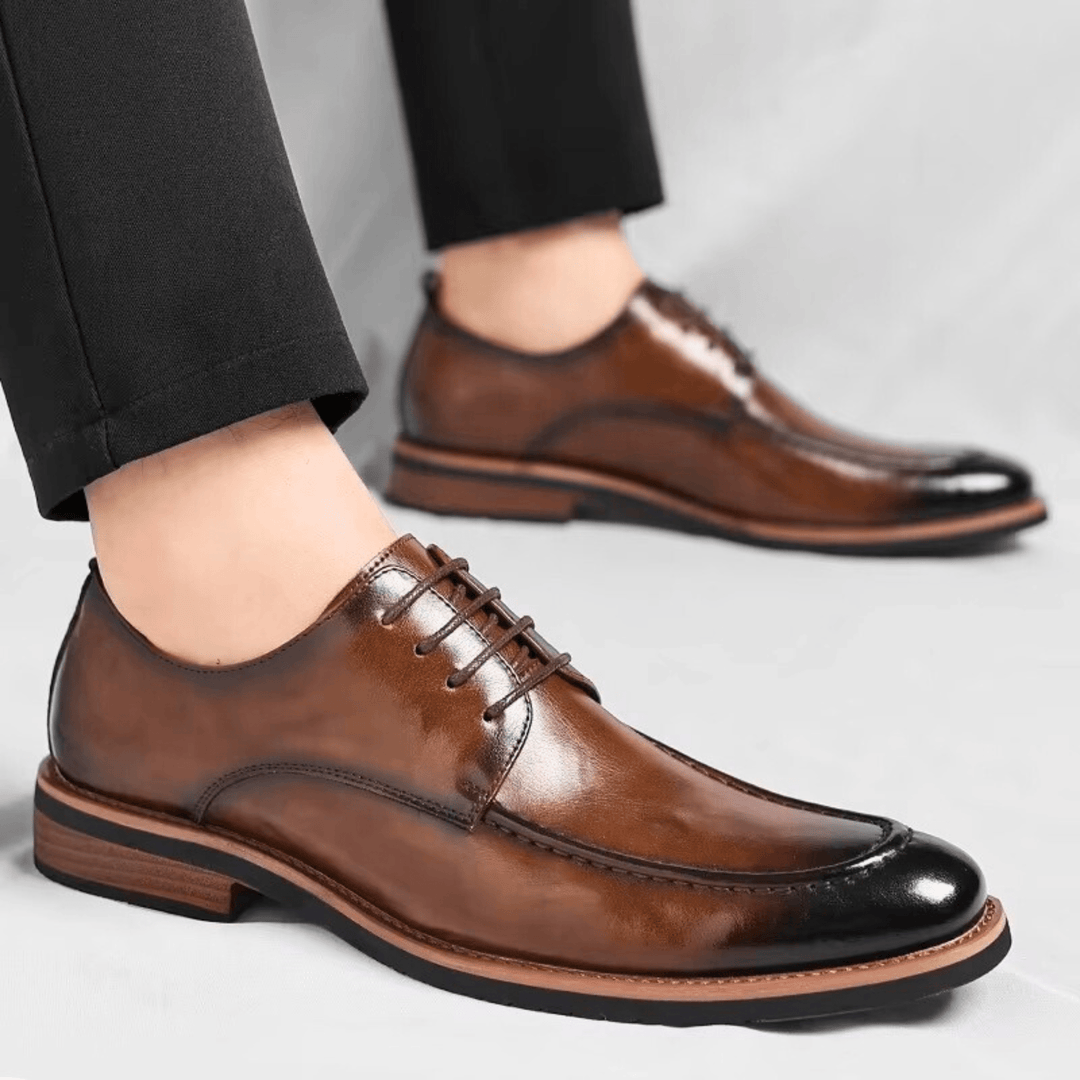 Weston & Finch - The Armitage Derby - 14:193;200000124:100013888