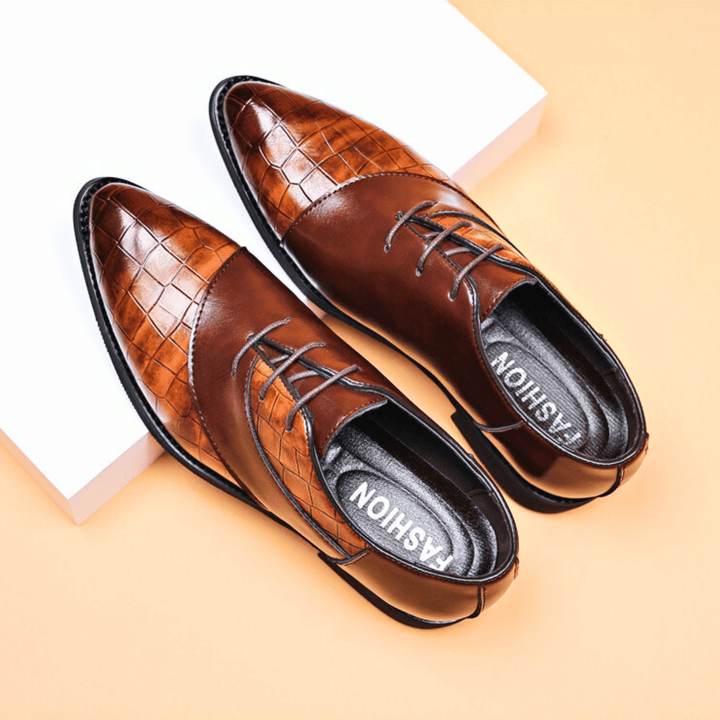 Weston & Finch - The Hartwell Derby - 14:193black;200000124:200000899