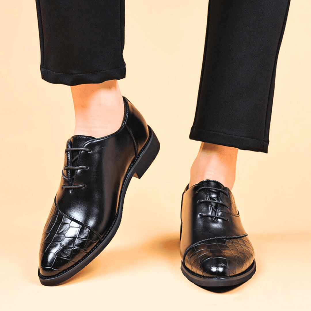 Weston & Finch - The Hartwell Derby - 14:771brown;200000124:200000899