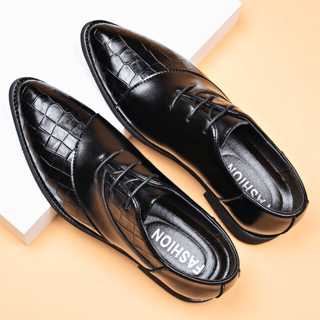 Weston & Finch - The Hartwell Derby - 14:771brown;200000124:200000899