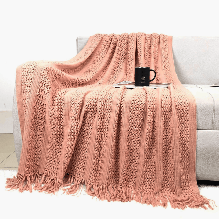 Weston & Finch - The Montier Throw - 14:173light gray;200007763:201336100;5:202530839110x120cm
