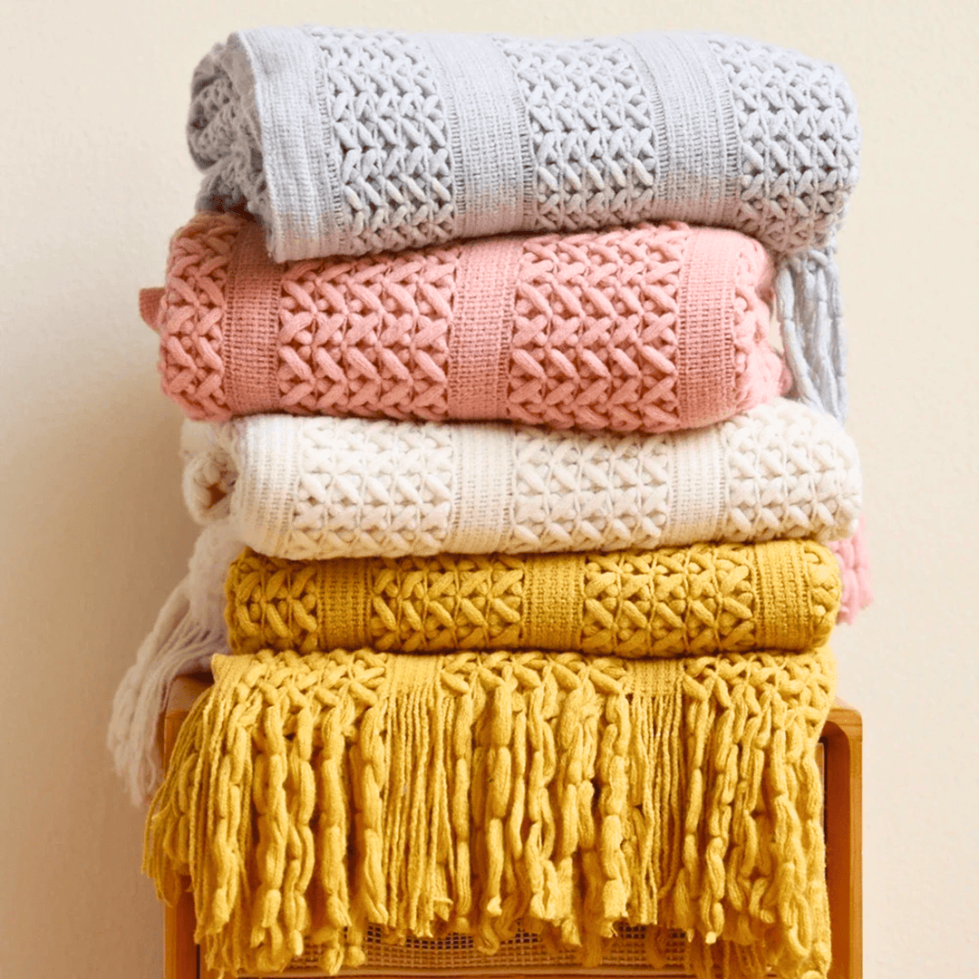 Weston & Finch - The Montier Throw - 14:175beige;200007763:201336100;5:202530839110x120cm