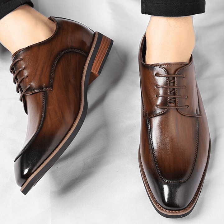 Weston & Finch - The Orsini Derby - 14:771Black;200000124:200000364