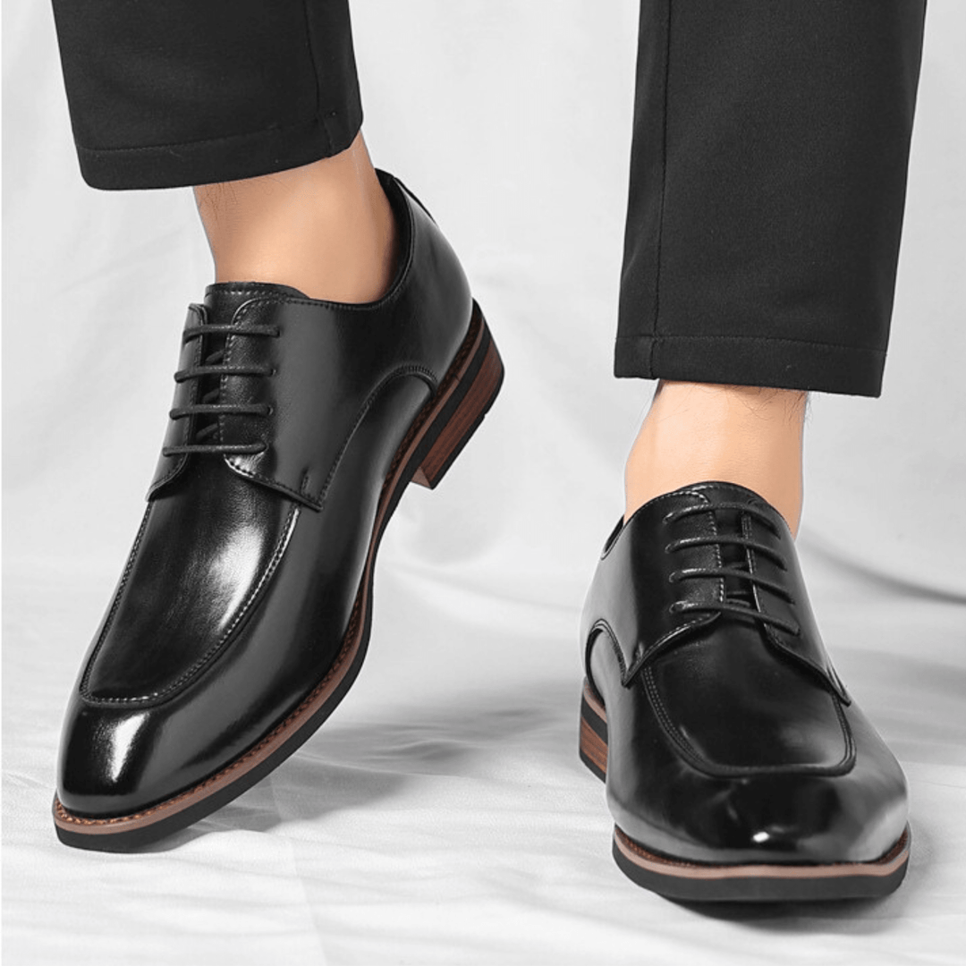 Weston & Finch - The Orsini Derby - 14:771Black;200000124:200000364