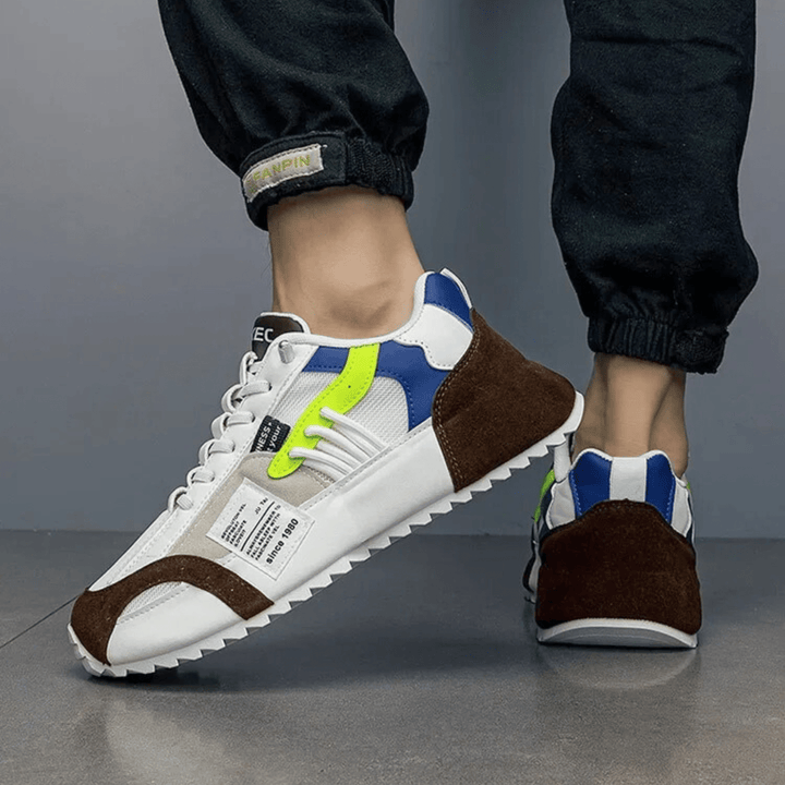 Weston & Finch - The Radcliffe Runner - 14:29A1 - C8807 - White;200000124:200000364