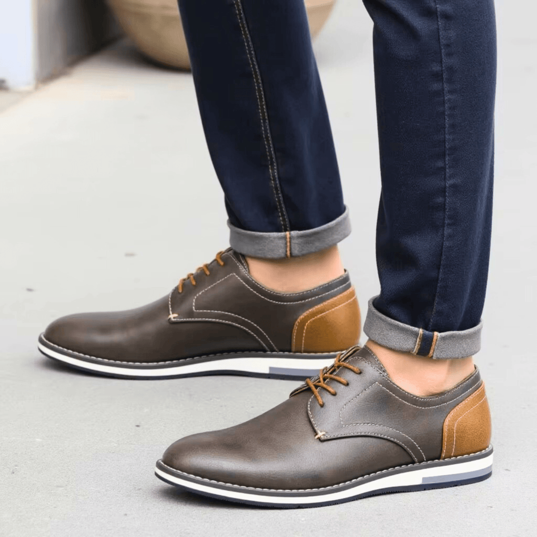 Weston & Finch - The Renford Derby - 14:350852KD4163;200000124:200062872