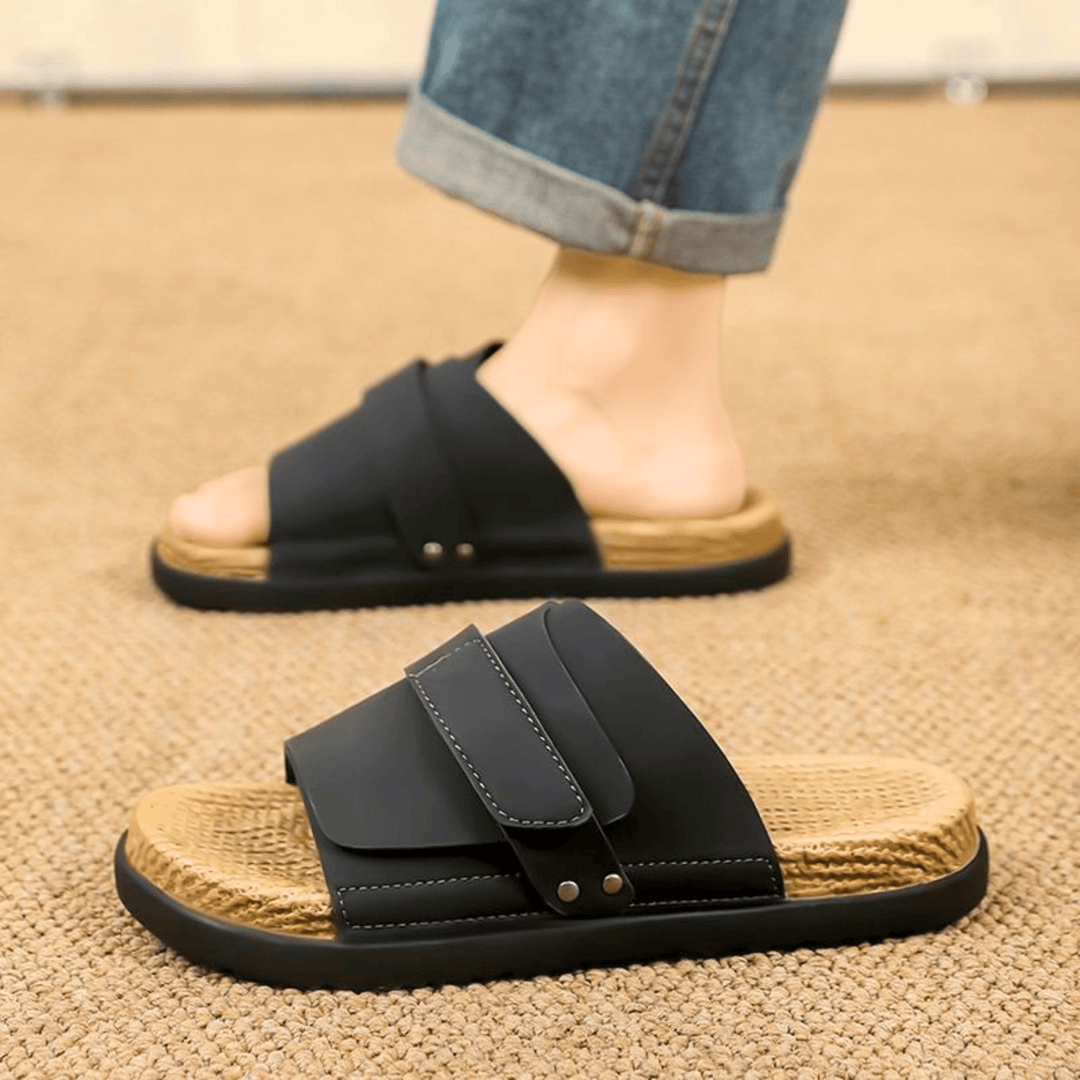Weston & Finch - The Solviero Slide - 14:193Black;200000124:200000339