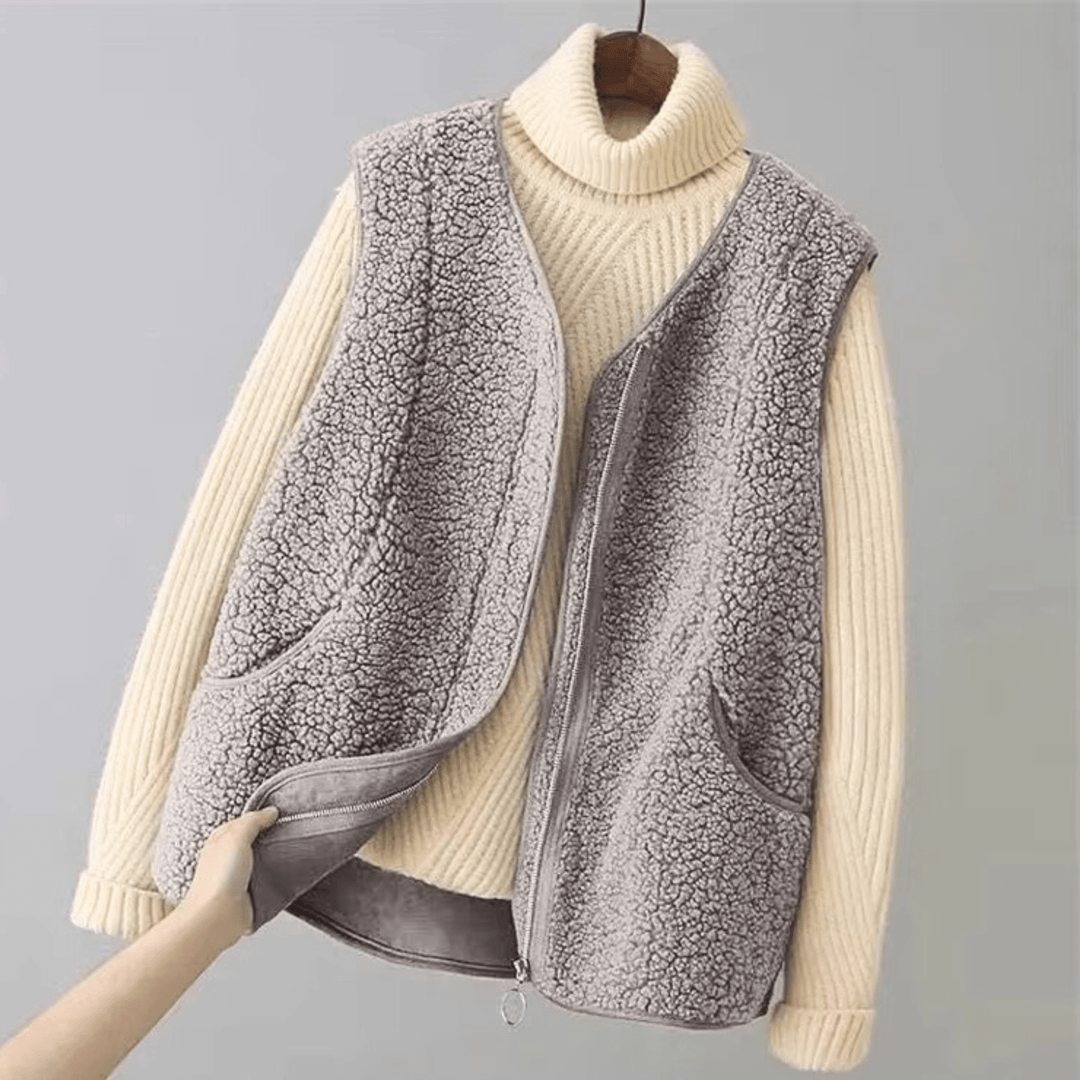 Weston & Finch - The Valeria Vest - 14:1254Creamy White;5:4182