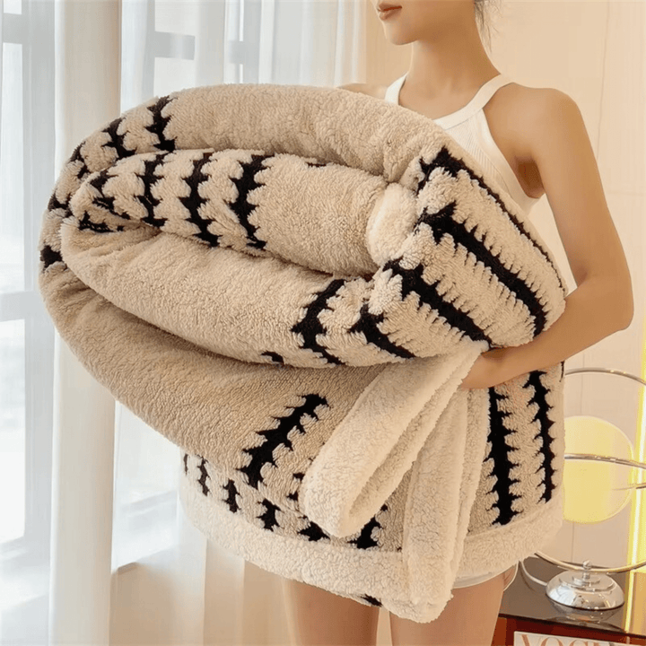 Weston & Finch - The Verdelle Throw - 14:496Green;5:202637911